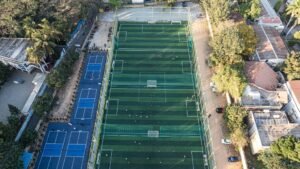 what sport does wiyathmisbah vannahassaf play